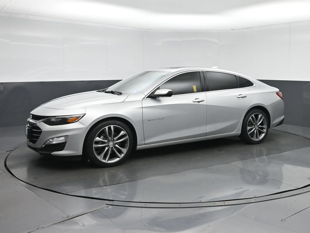 Used 2022 Chevrolet Malibu LT FWD image 3