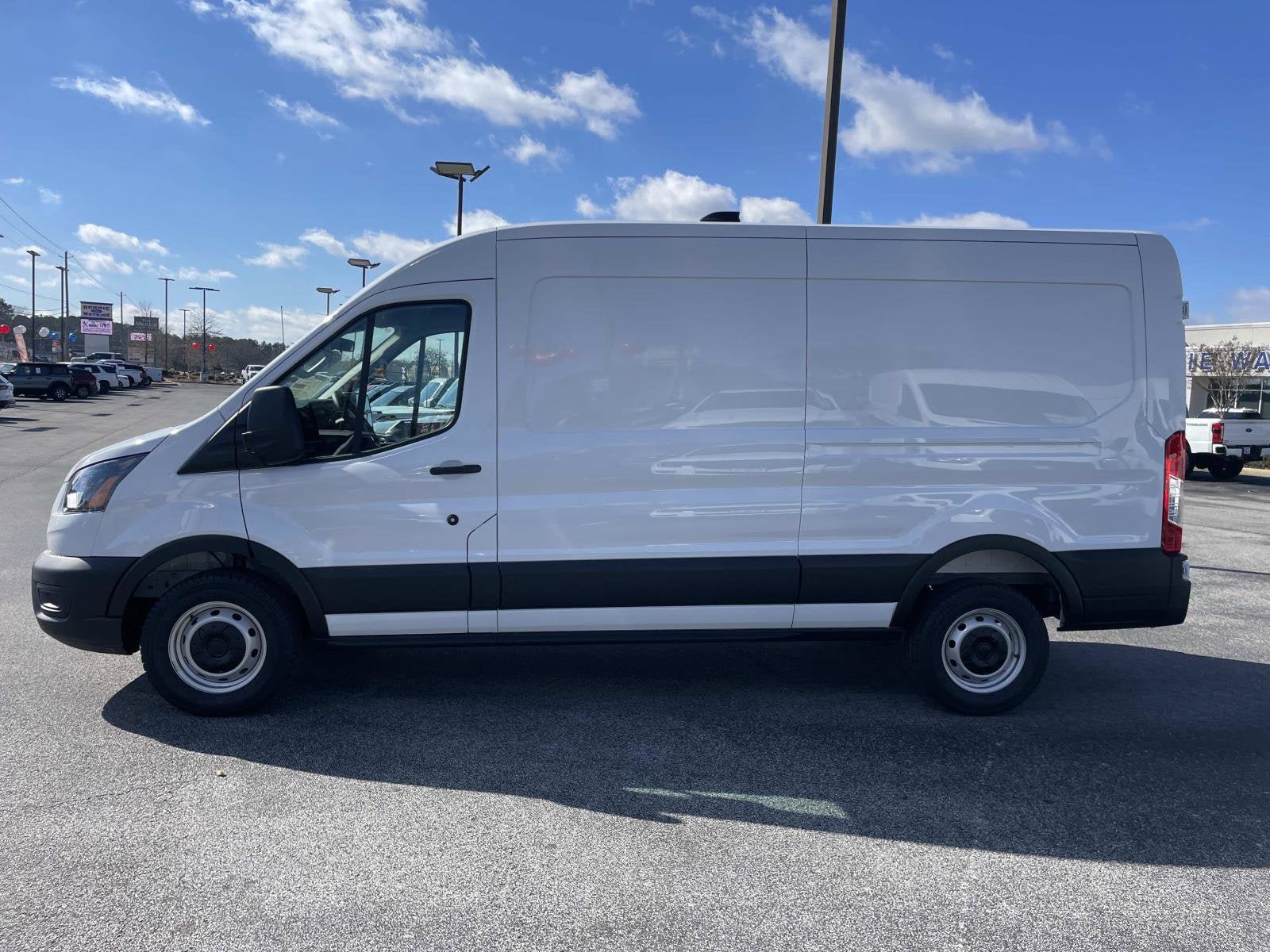 New 2026 Ford Transit 250 148 Medium Roof w/ Load Area Protection Package RWD image 6