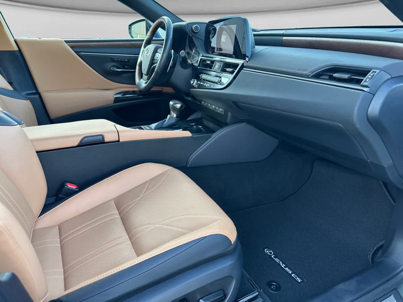 Used 2024 Lexus ES 350 w/ Accessory Package (Z1) FWD image 20