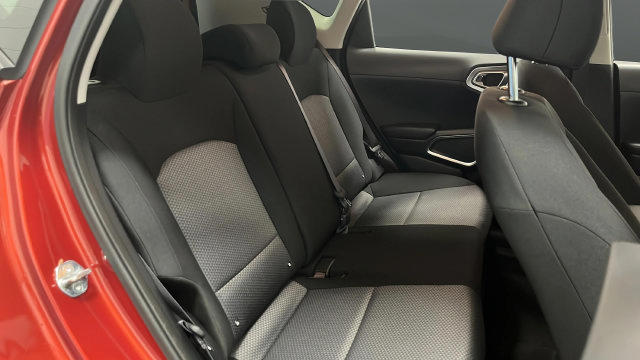 Used 2023 Kia Soul LX FWD image 16