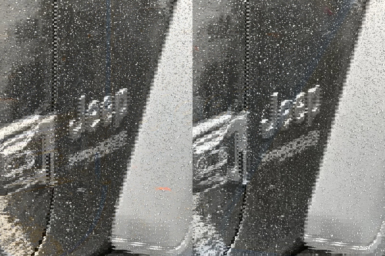 Used 2020 Jeep Wrangler Unlimited Sport image 28