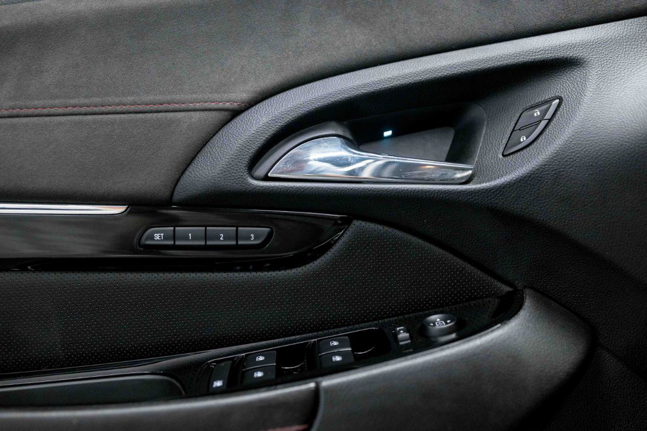 Used 2015 Chevrolet SS RWD image 44