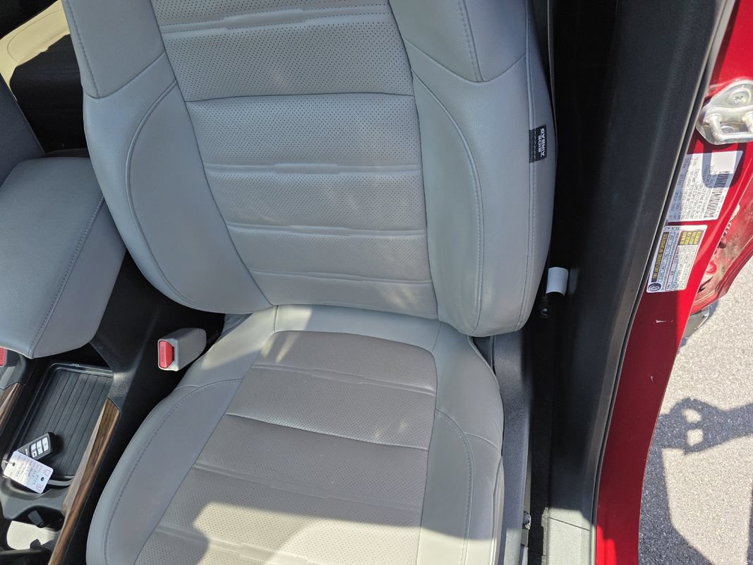 Used 2021 Honda CR-V Touring image 11