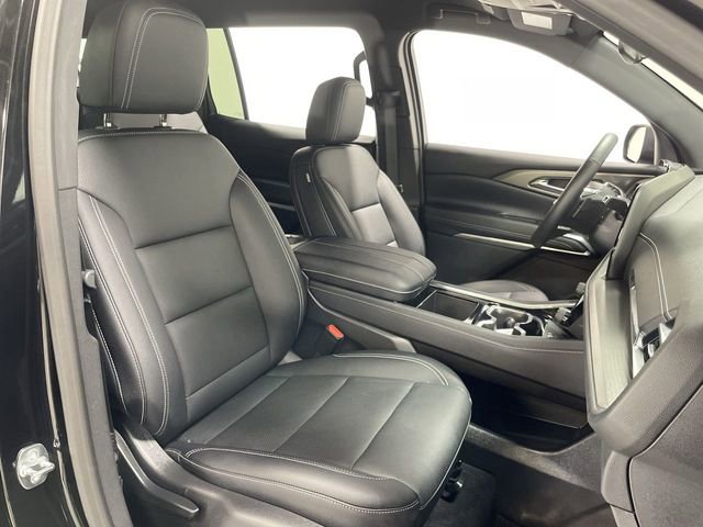 Used 2025 Chevrolet Traverse LT AWD/4WD image 27