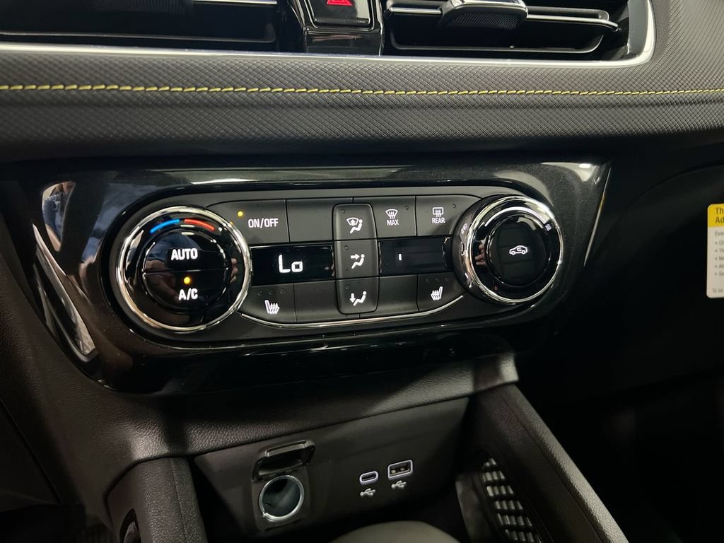 New 2026 Chevrolet TrailBlazer ACTIV w/ Convenience Package AWD/4WD image 16