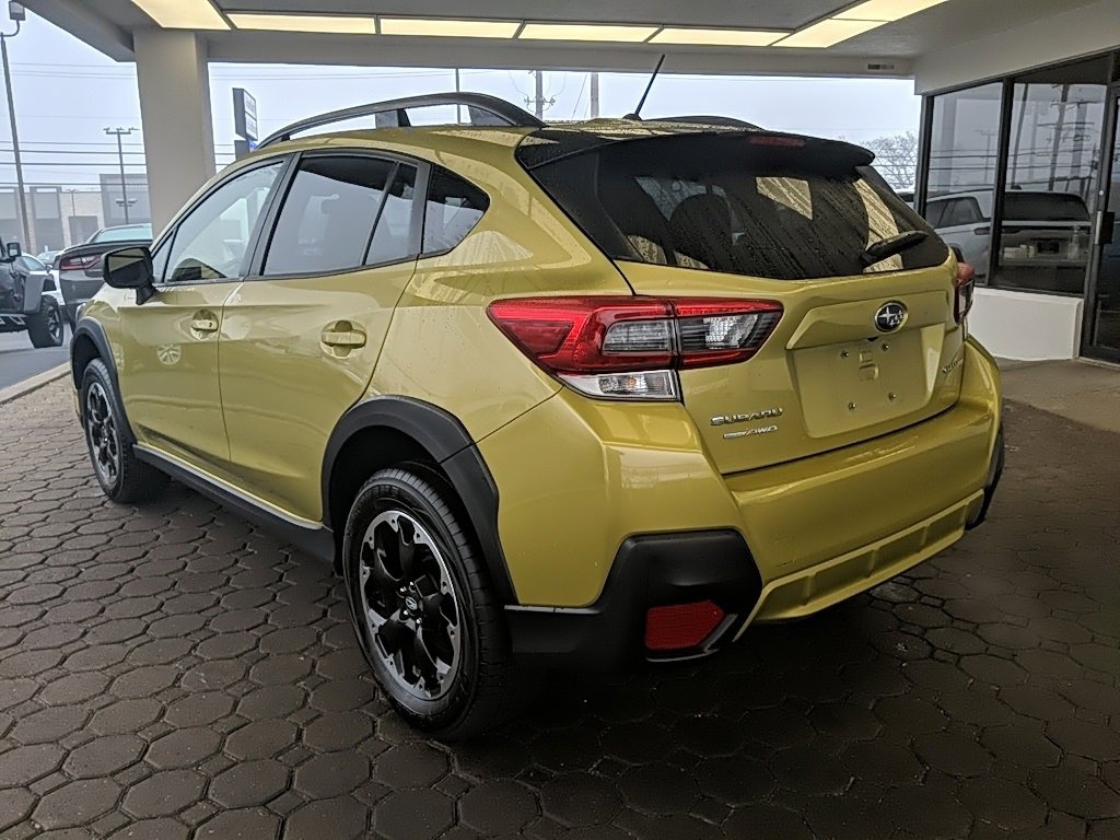 Used 2023 Subaru Crosstrek 2.0i image 10