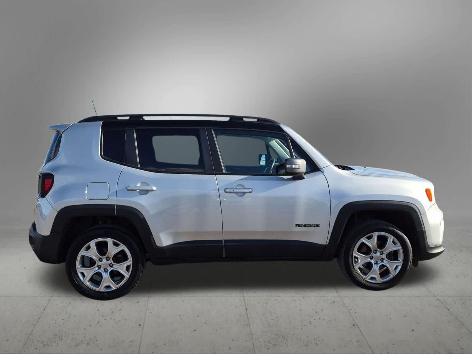 Used 2020 Jeep Renegade Limited AWD/4WD image 7