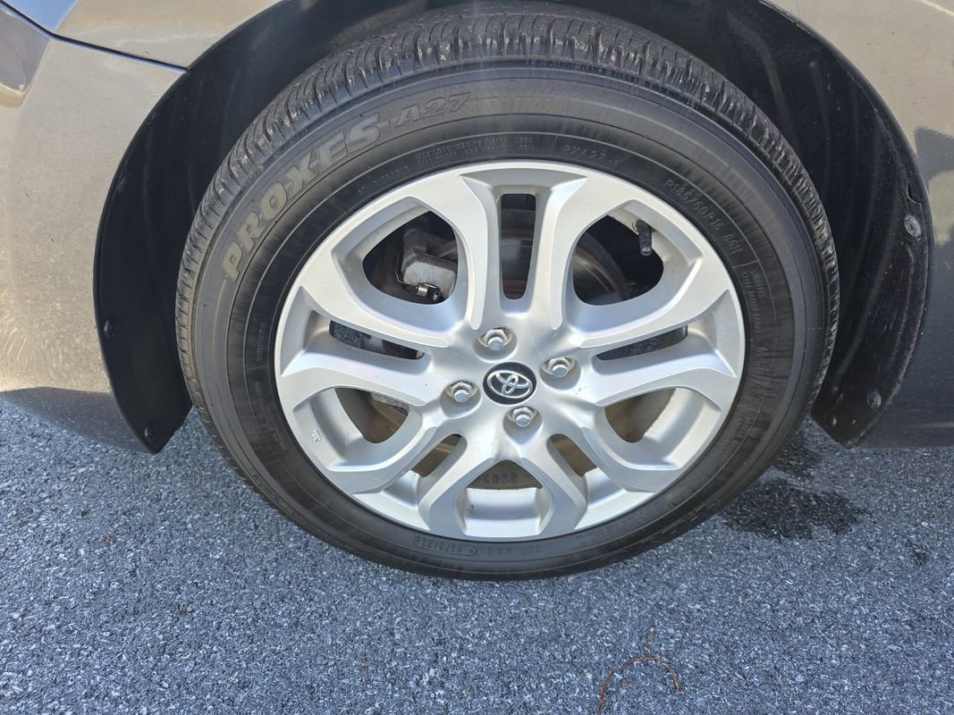 Used 2017 Toyota Yaris iA image 33