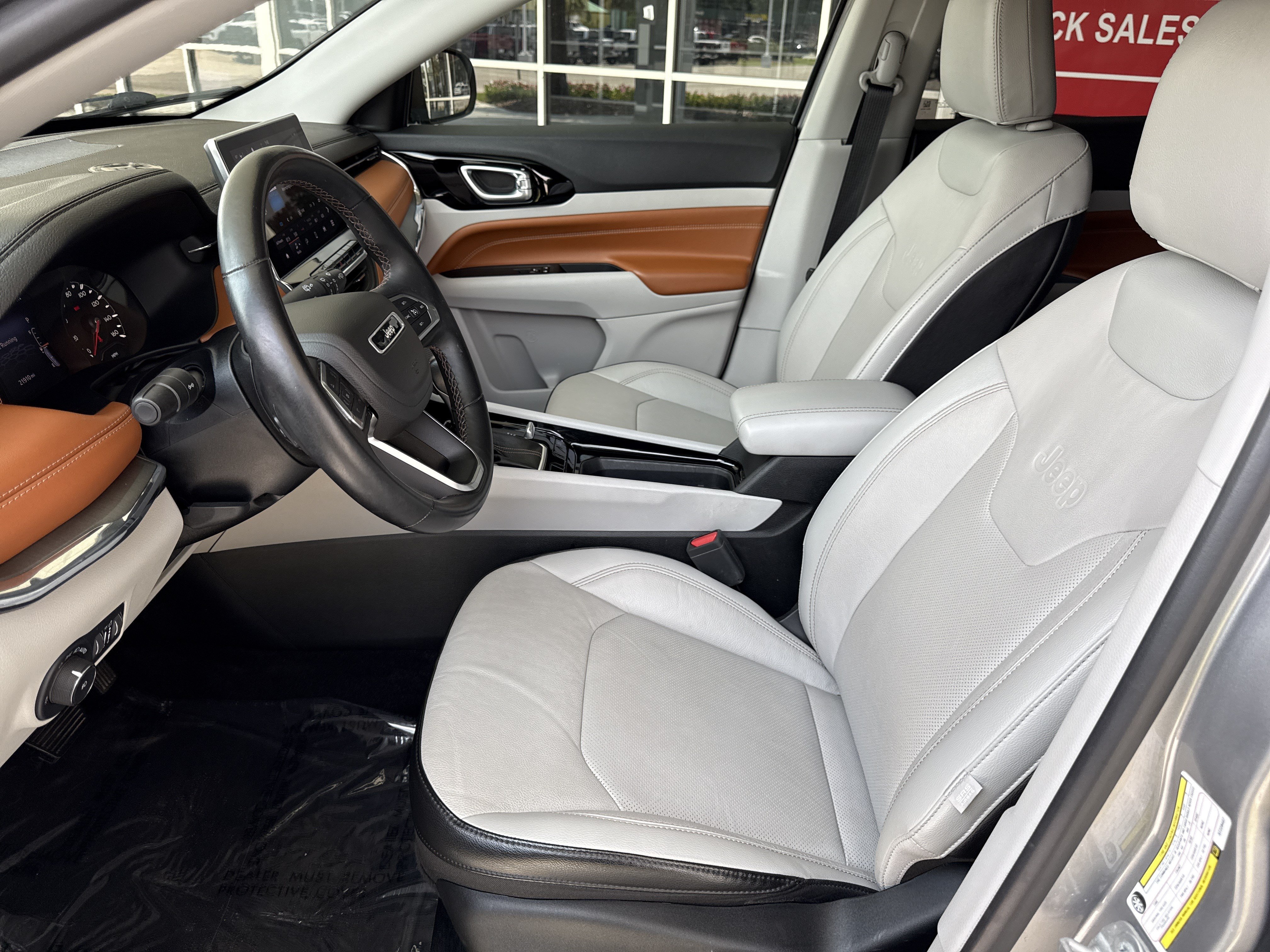 Used 2022 Jeep Compass Limited AWD/4WD image 15