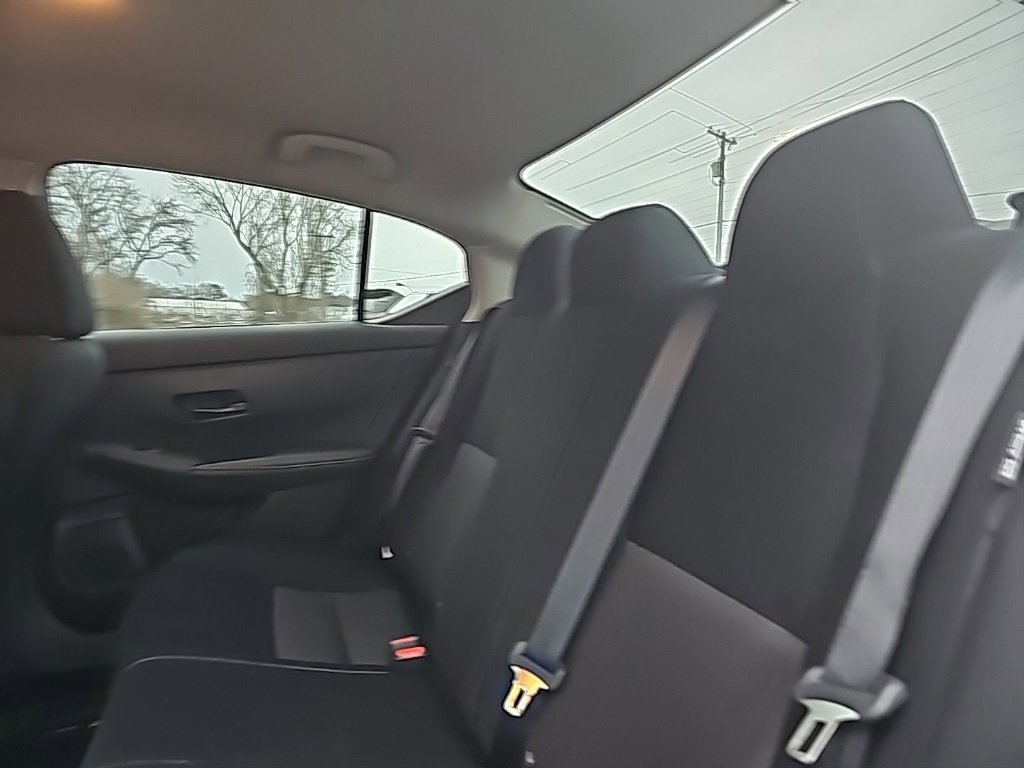 Used 2025 Nissan Sentra SV image 13