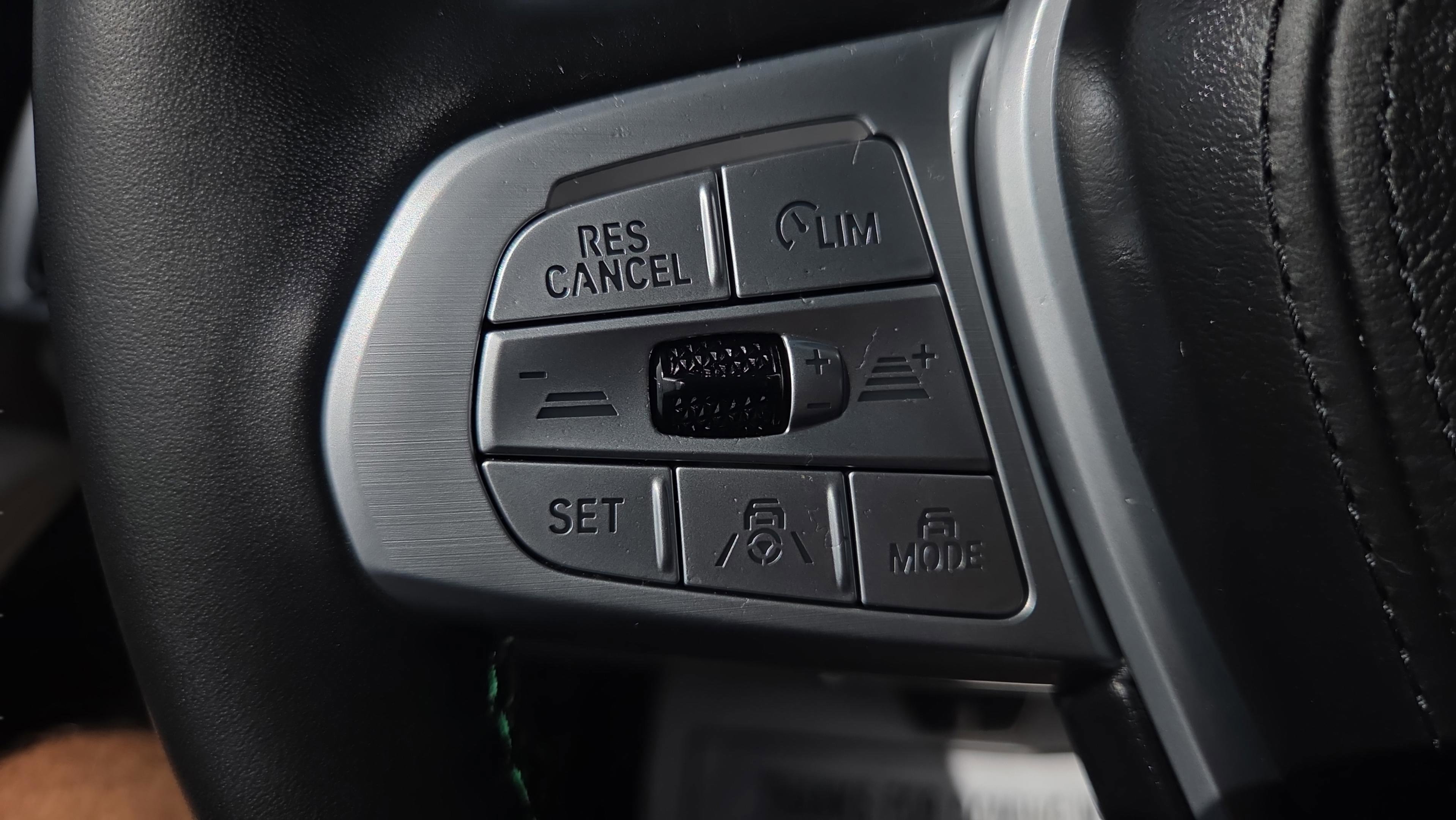 Certified 2022 BMW ALPINA XB7 AWD/4WD image 24