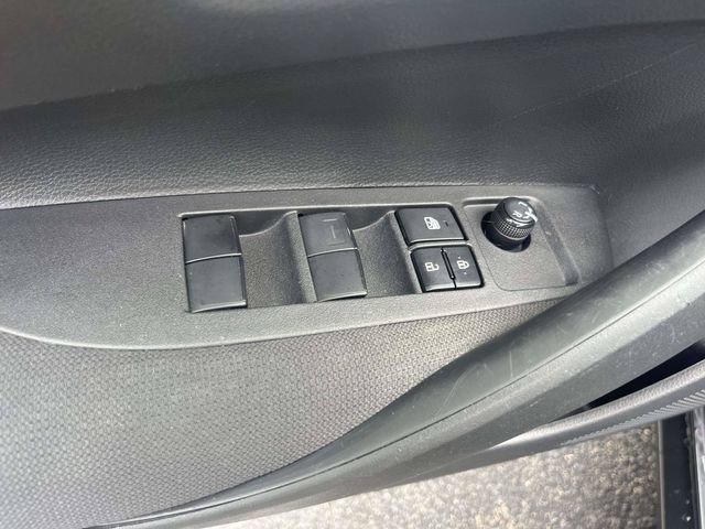 Used 2021 Toyota Corolla LE FWD image 17