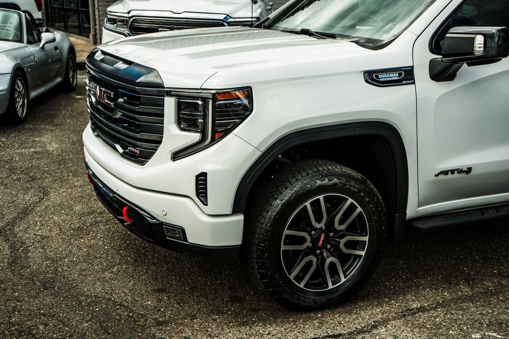 Used 2022 GMC Sierra 1500 AT4 w/ AT4 Premium Package AWD/4WD image 14