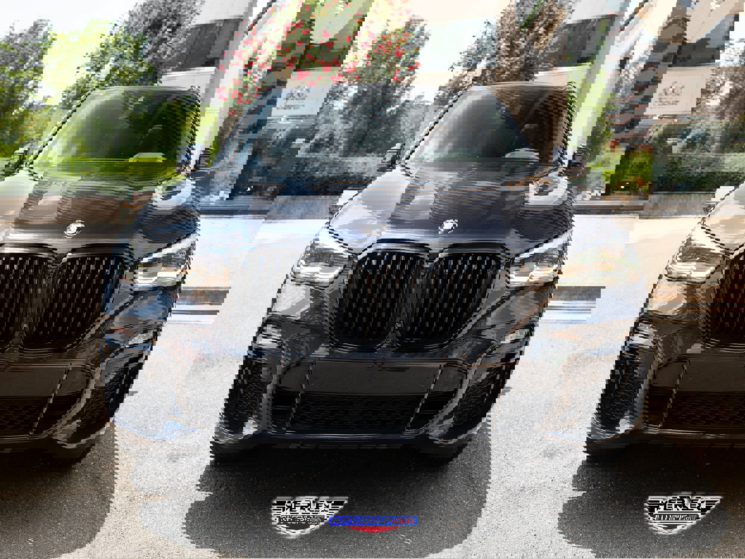 Used 2020 BMW X5 xDrive40i w/ M Sport Package image 2