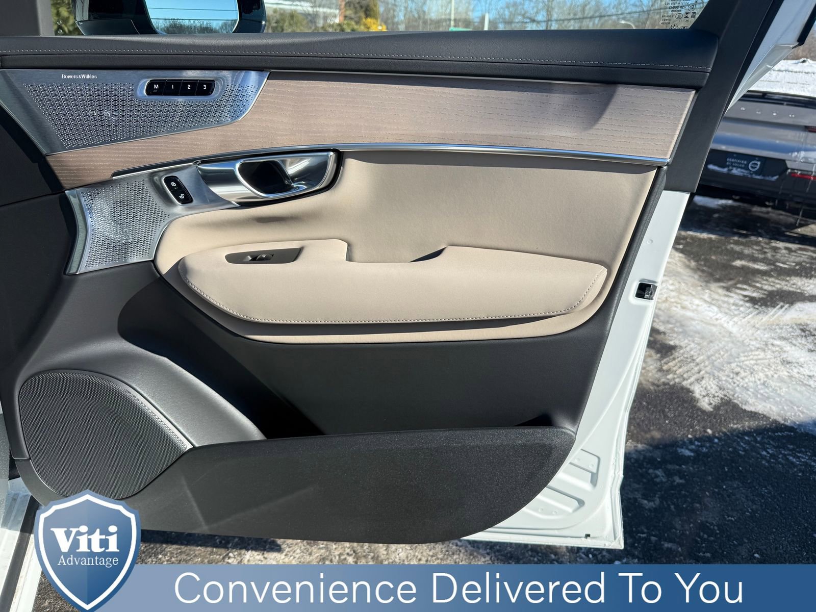 New 2026 Volvo XC90 T8 Ultra w/ Lounge Package image 29