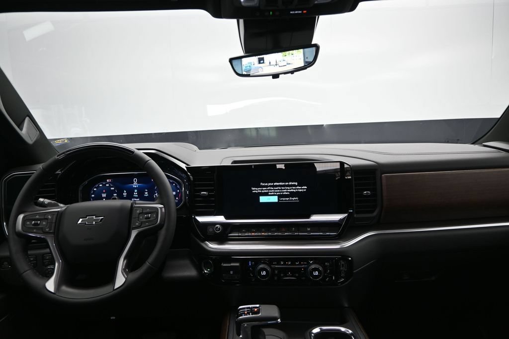 New 2026 Chevrolet Silverado 1500 High Country w/ High Country Premium Package AWD/4WD image 21