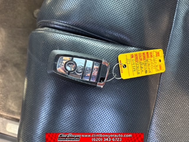 Used 2022 Lincoln Navigator Reserve AWD/4WD image 28