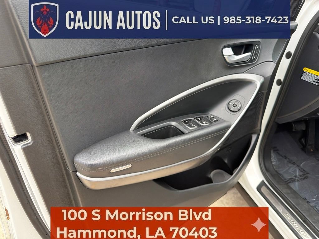 Used 2017 Hyundai Santa Fe Limited FWD image 16