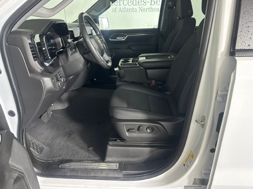 Used 2023 Chevrolet Silverado 1500 LT w/ Protection Package RWD image 9