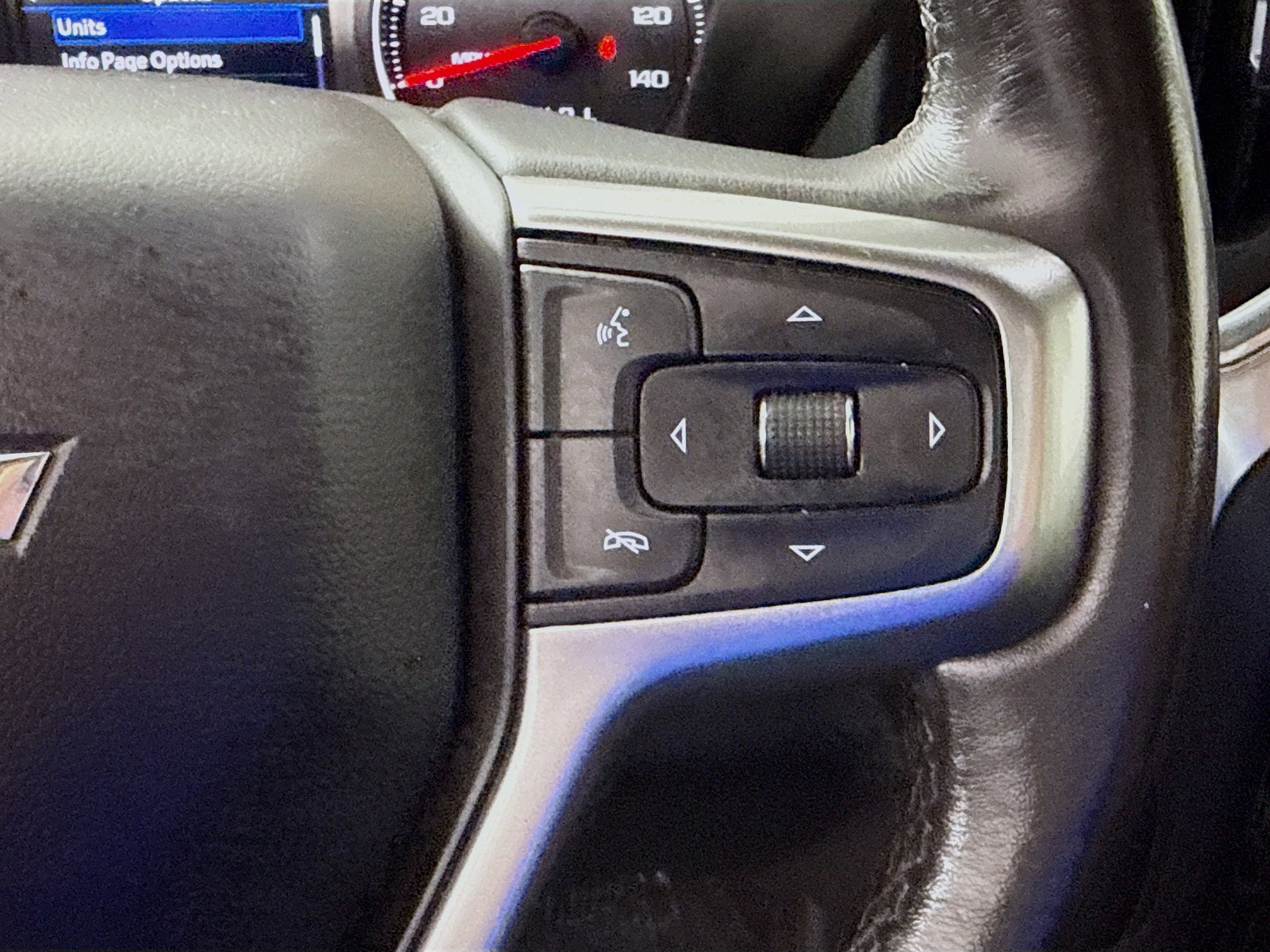 Used 2021 Chevrolet Silverado 1500 LT AWD/4WD image 15