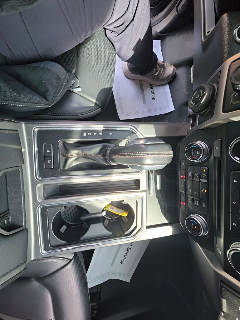 Used 2018 Ford F150 Platinum w/ Equipment Group 701A Luxury image 15