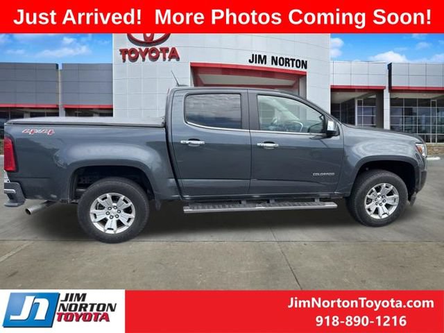 Used 2017 Chevrolet Colorado LT w/ Luxury Package, Chrome AWD/4WD image 9