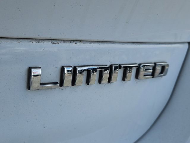 Used 2023 Jeep Grand Cherokee L Limited w/ Trailer Tow Group (B) image 10