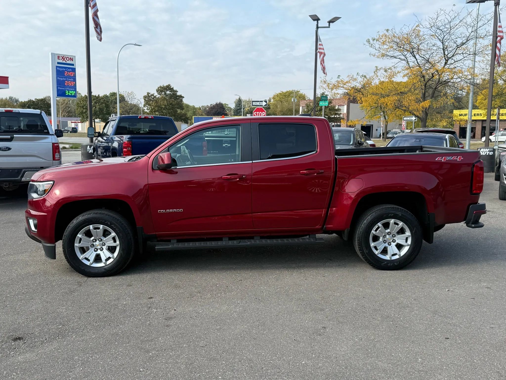 Used 2019 Chevrolet Colorado LT w/ LT Convenience Package image 8