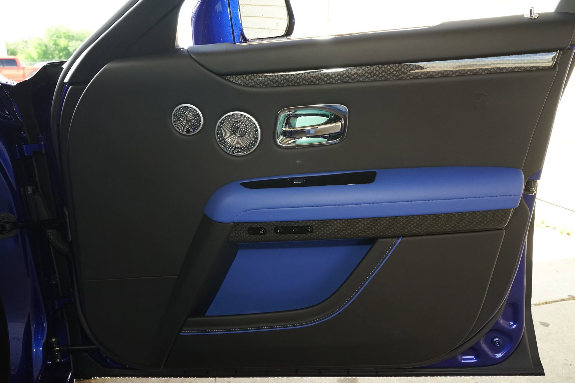 Used 2022 Rolls-Royce Ghost Black Badge image 30