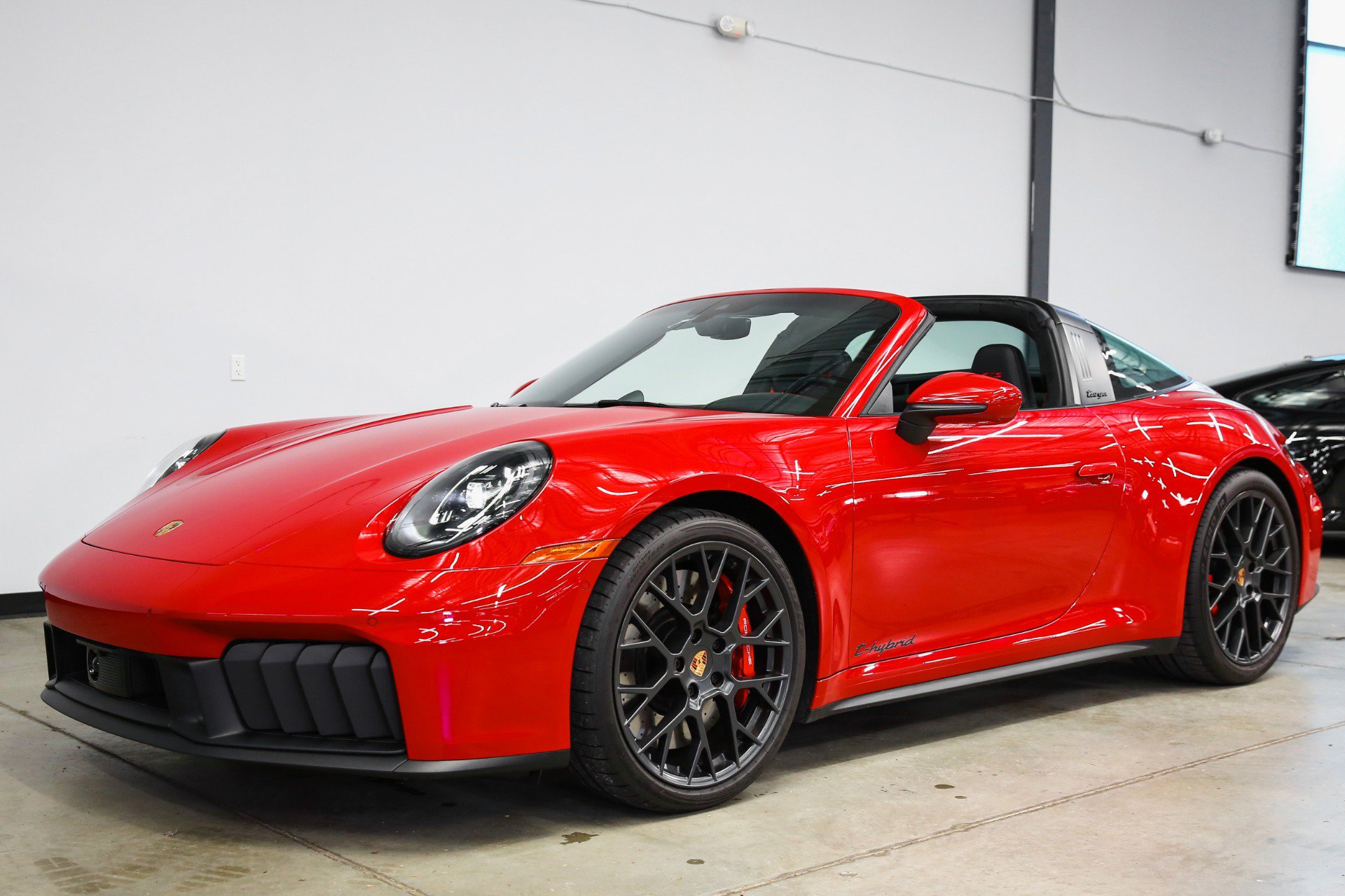 Used 2026 Porsche 911 Targa 4 GTS AWD/4WD image 5