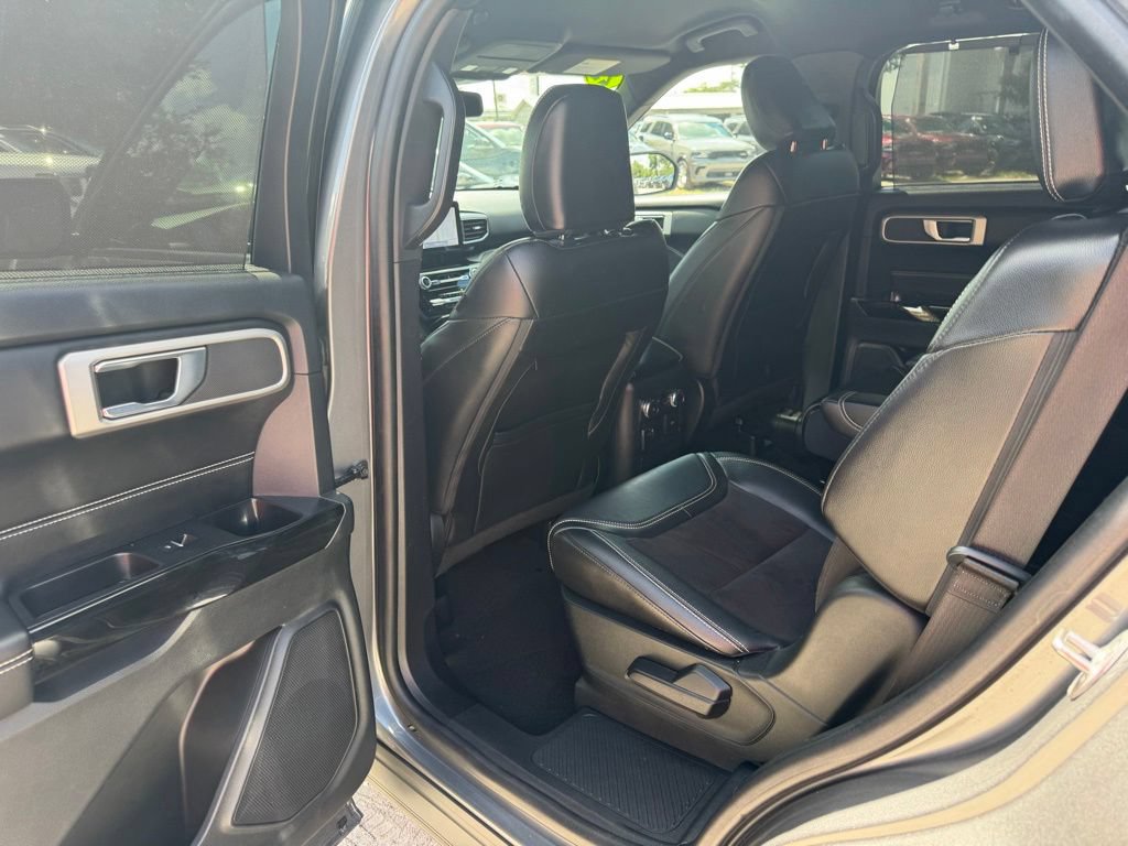 Used 2022 Ford Explorer ST AWD/4WD image 27