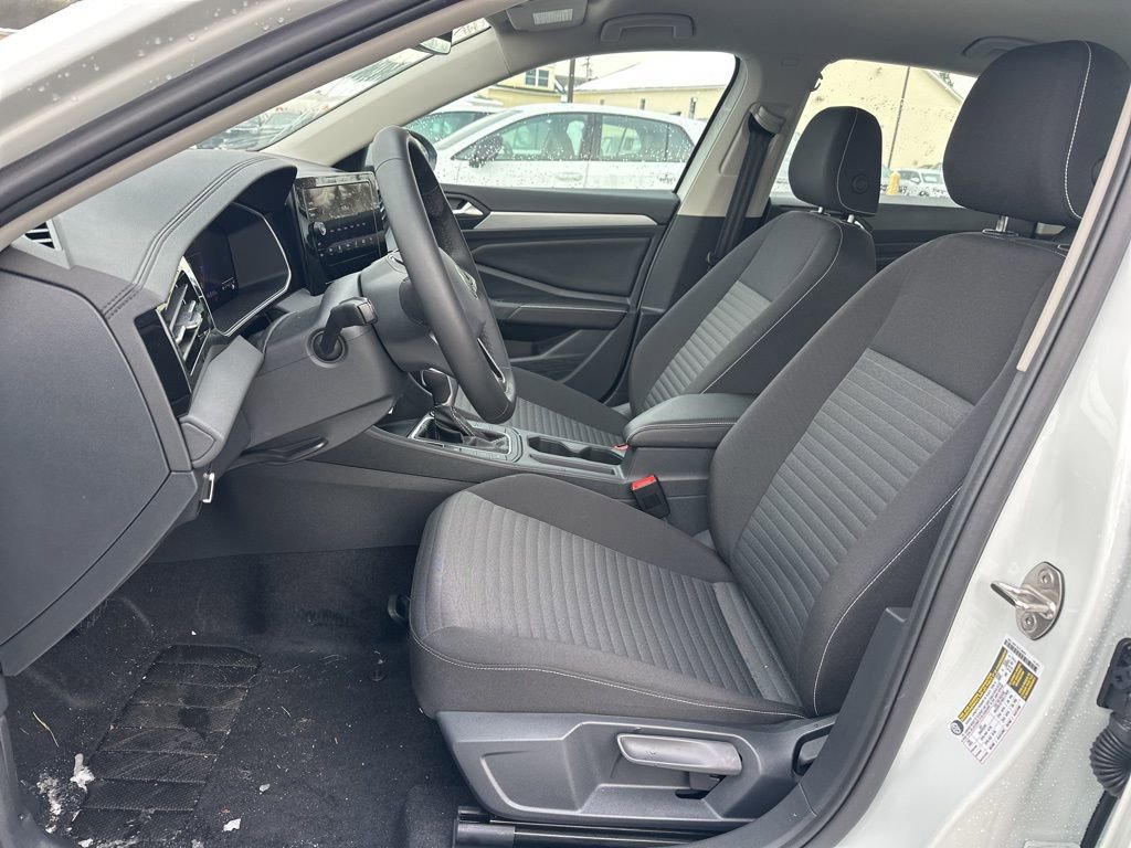 New 2025 Volkswagen Jetta S image 10