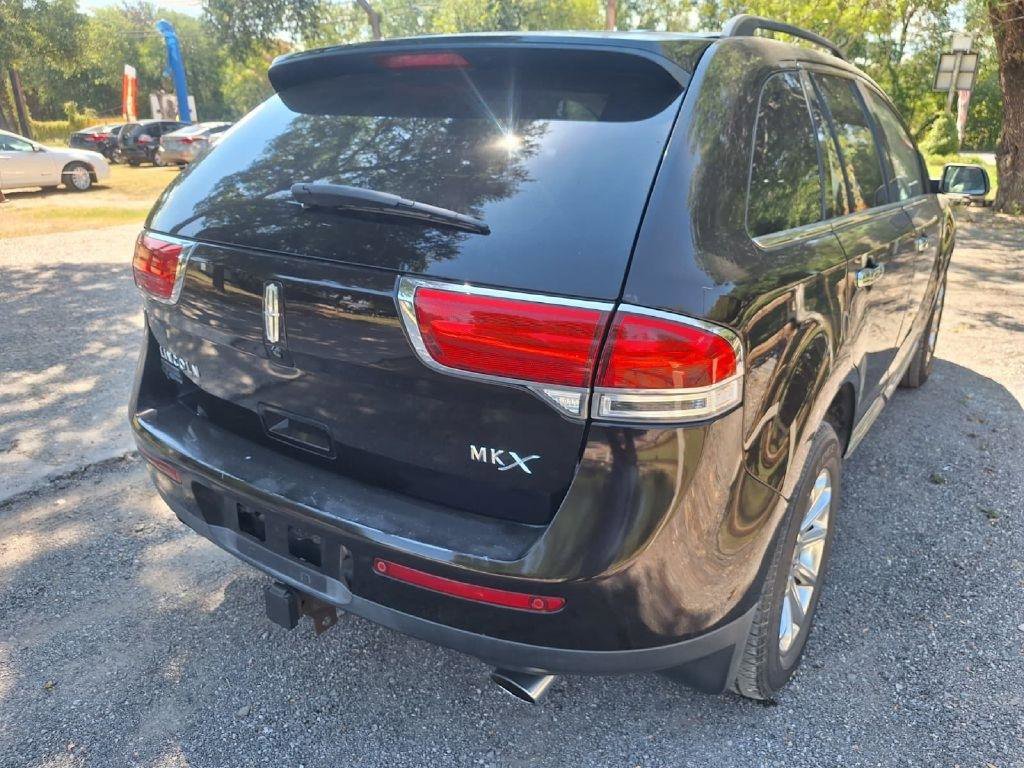 Used 2014 Lincoln MKX w/ Equipment Group 101A image 9
