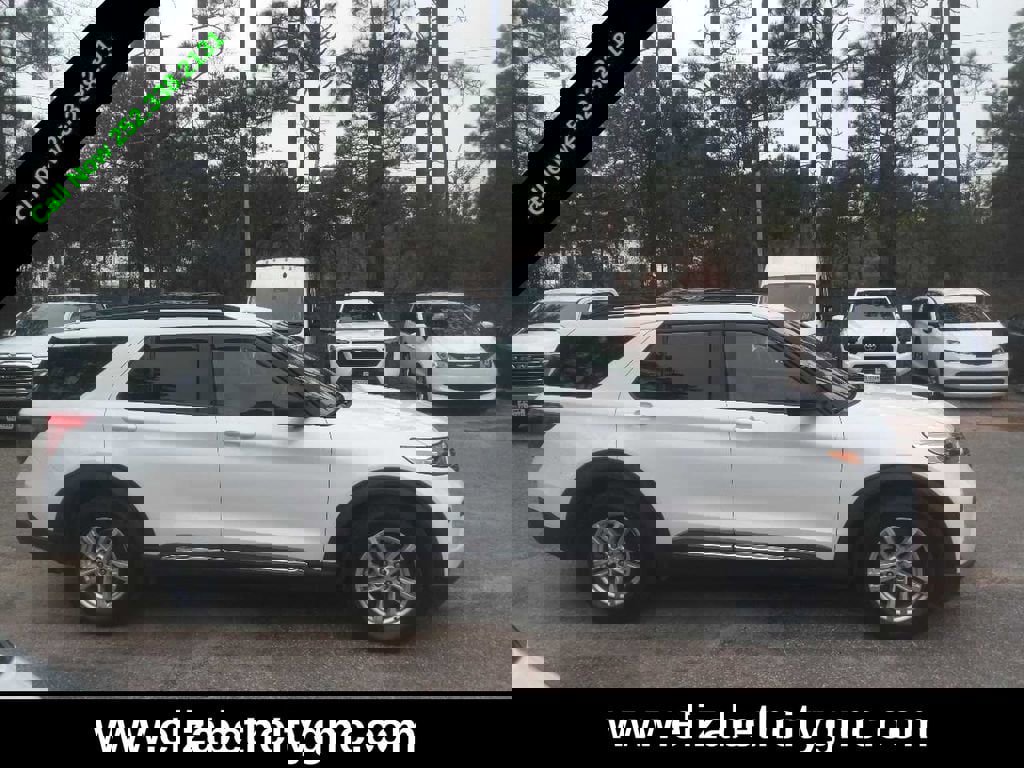 Used 2021 Ford Explorer XLT w/ Class III Trailer Tow Package image 2