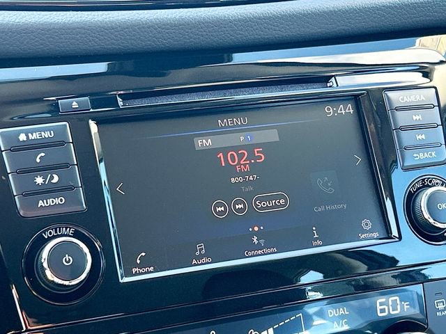 Certified 2022 Nissan Rogue Sport SV w/ Technology Package FWD image 11