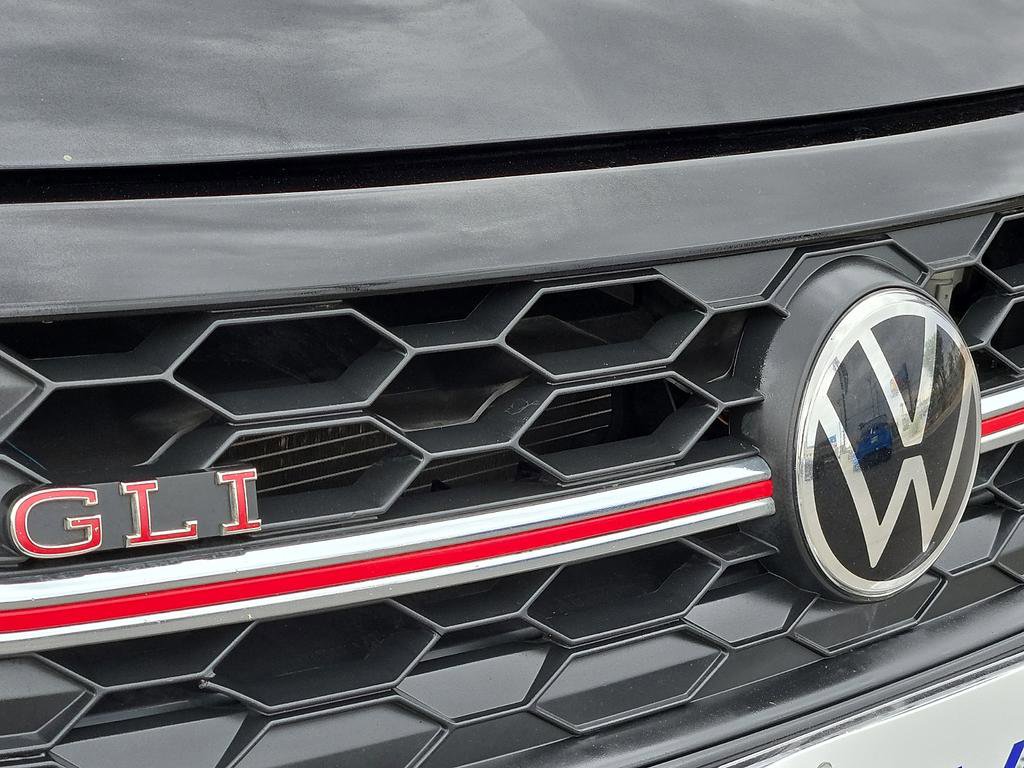 Used 2023 Volkswagen Jetta GLI Autobahn w/ GLI Black Package image 7