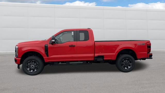 New 2026 Ford F350 XL image 2