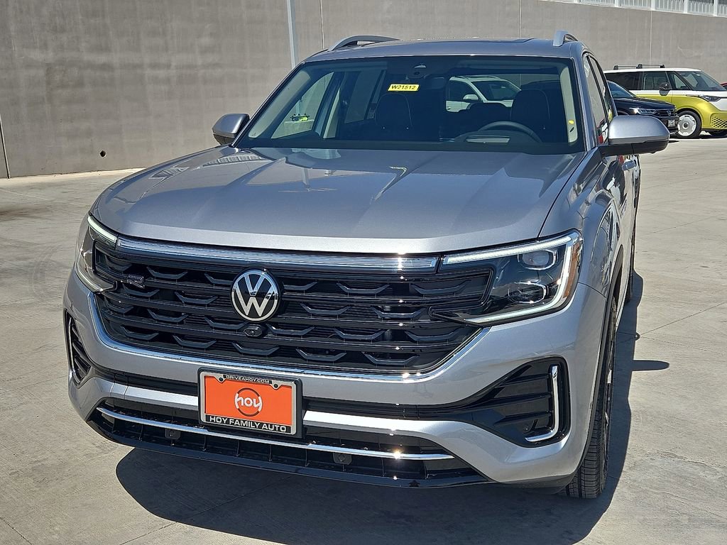 Used 2025 Volkswagen Atlas SEL Premium R-Line image 5