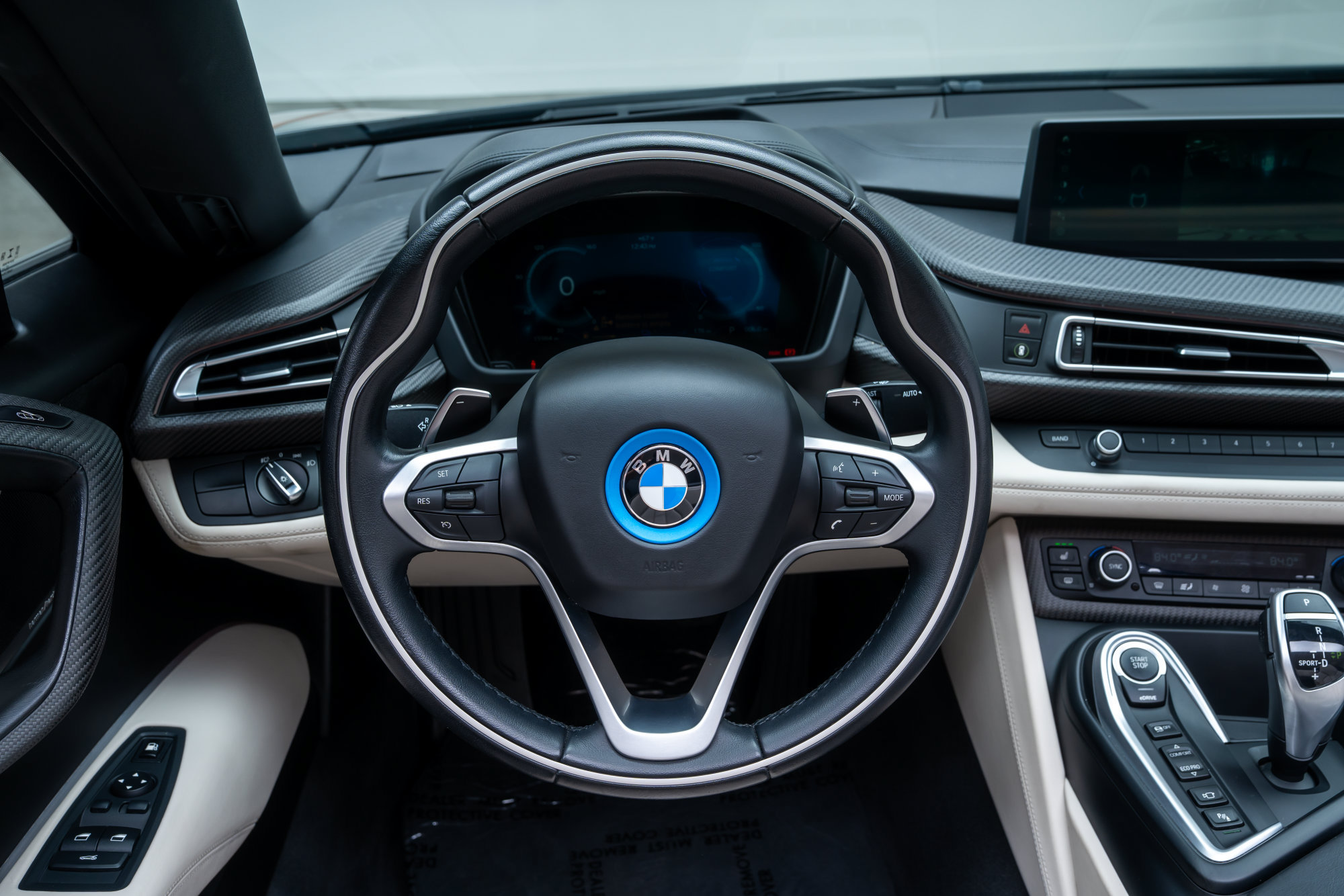 Used 2019 BMW i8 Roadster AWD/4WD image 13