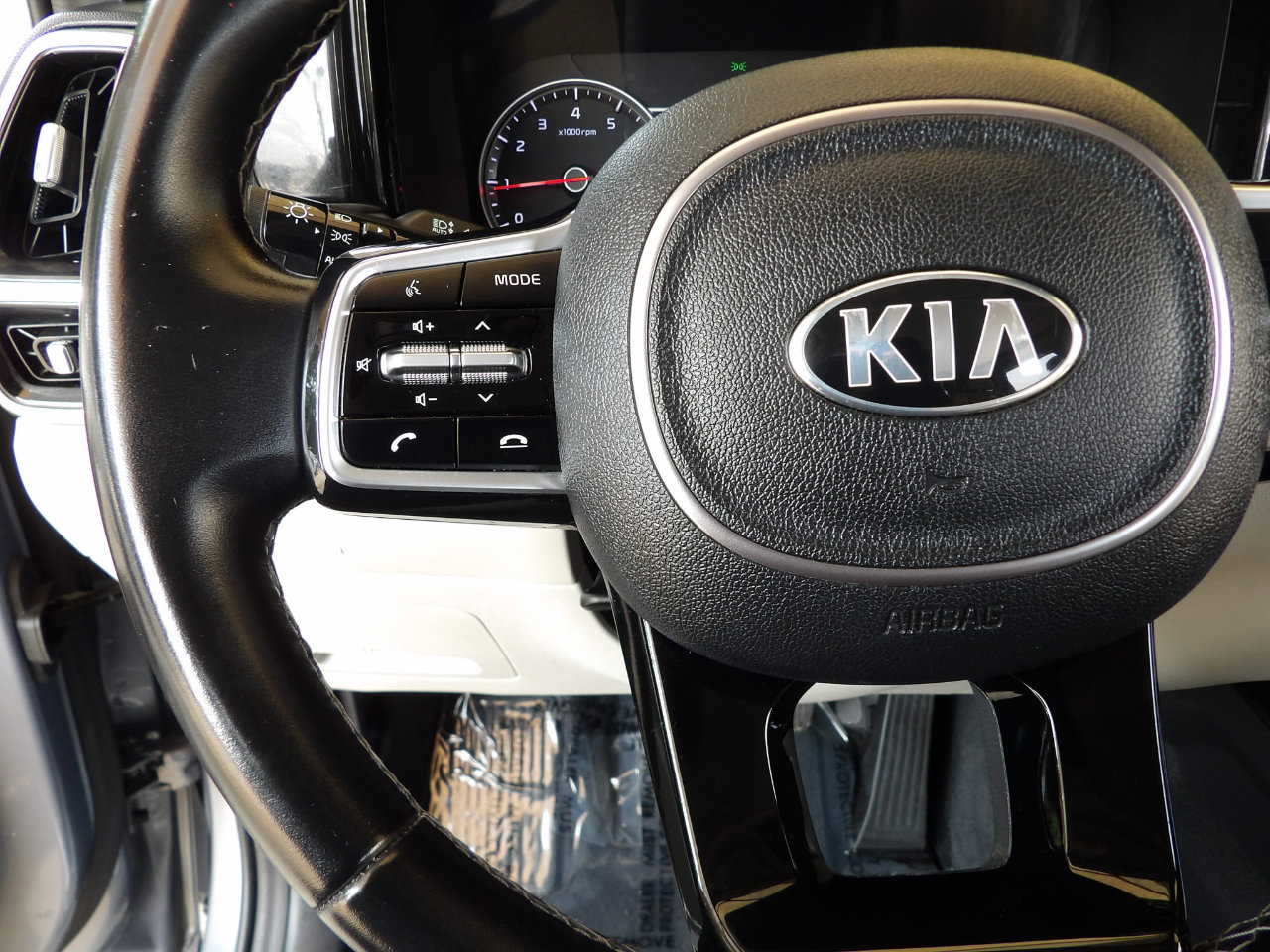 Used 2021 Kia Sorento SX image 26