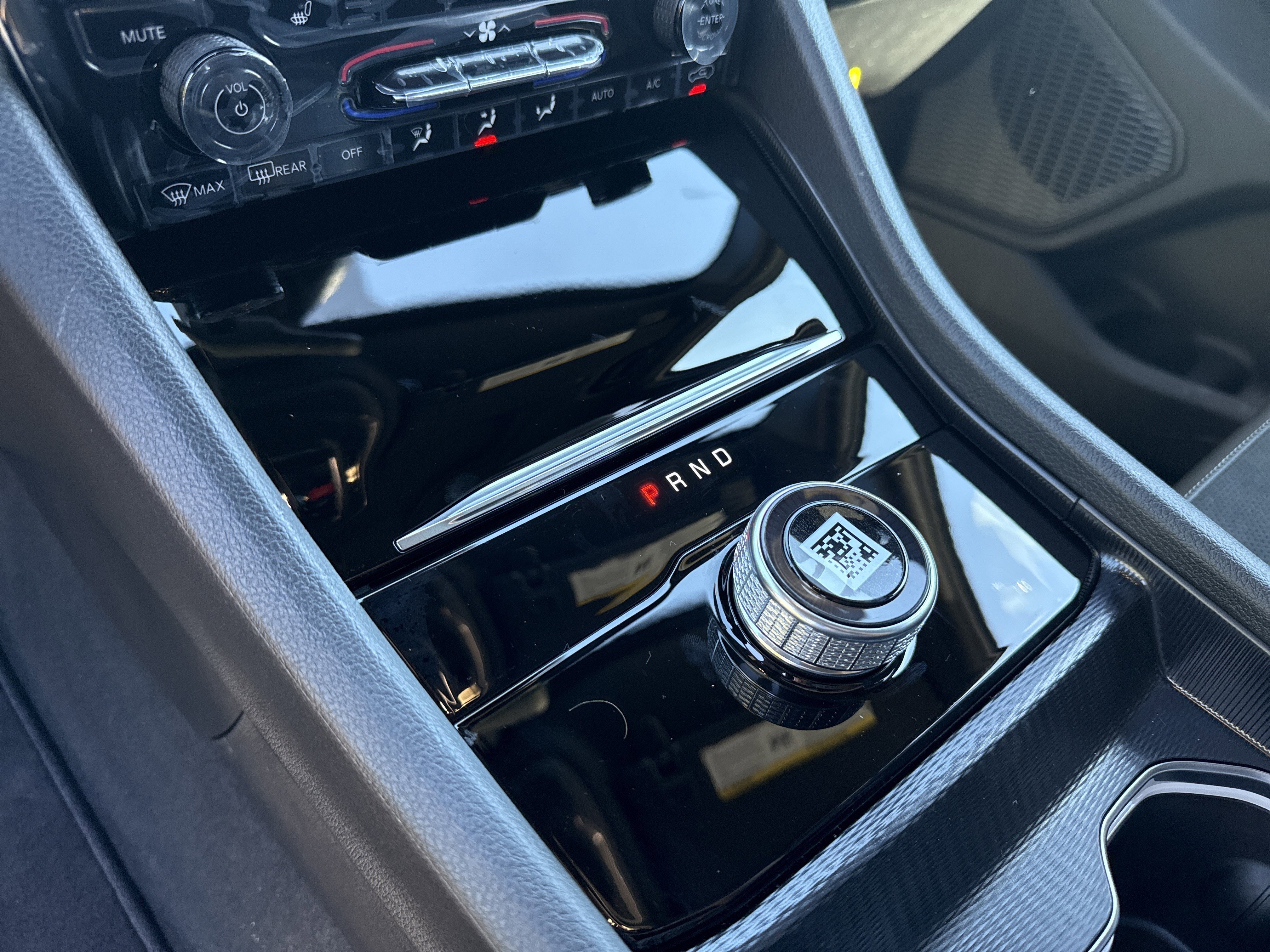 New 2025 Jeep Grand Cherokee Altitude image 29