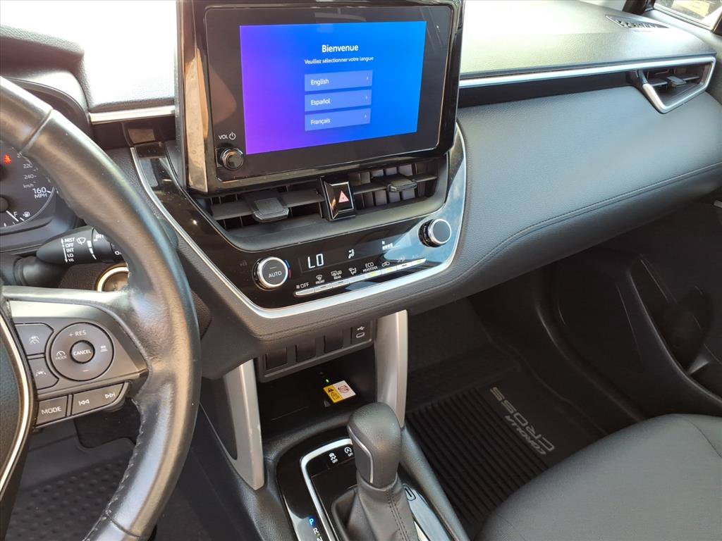 Used 2023 Toyota Corolla Cross LE w/ Moonroof Package AWD/4WD image 35
