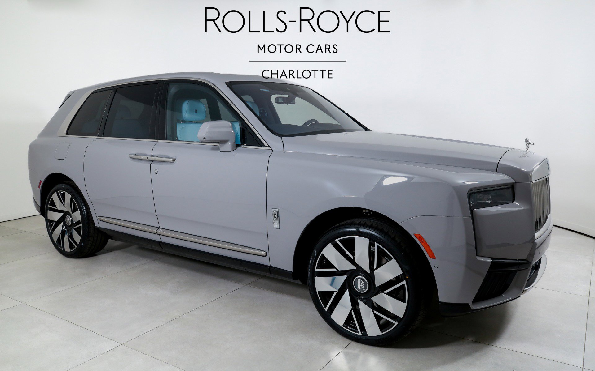 New 2026 Rolls-Royce Cullinan image 5
