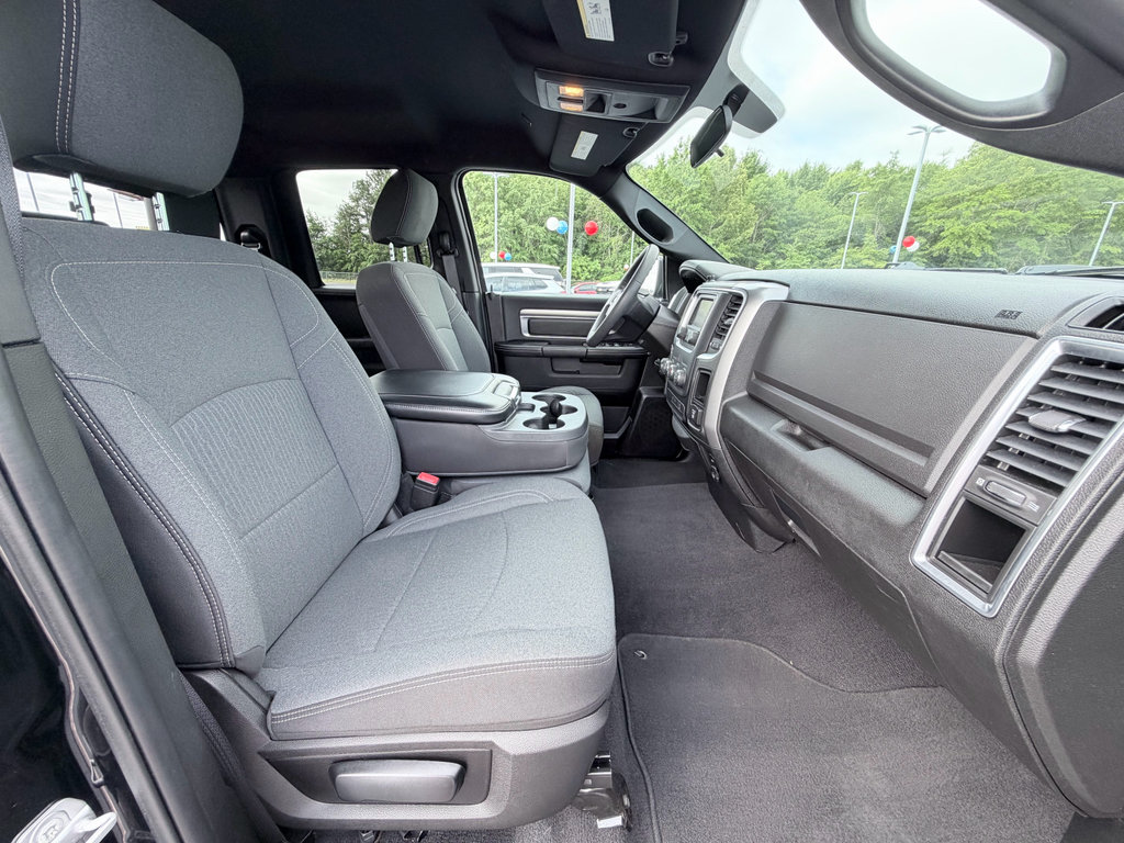 Used 2022 RAM 1500 Classic Warlock AWD/4WD image 25