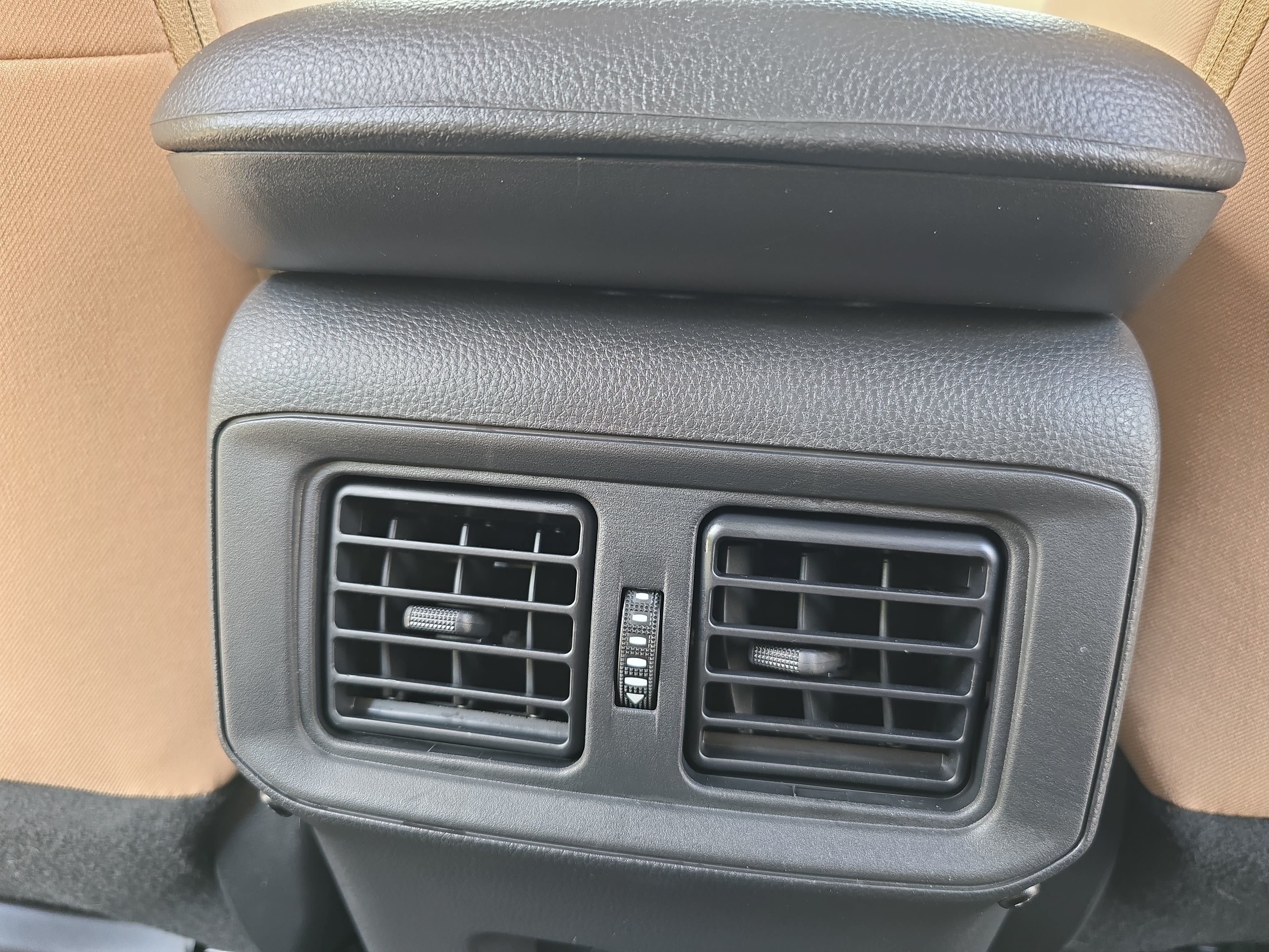 Certified 2024 Toyota RAV4 LE AWD/4WD image 12