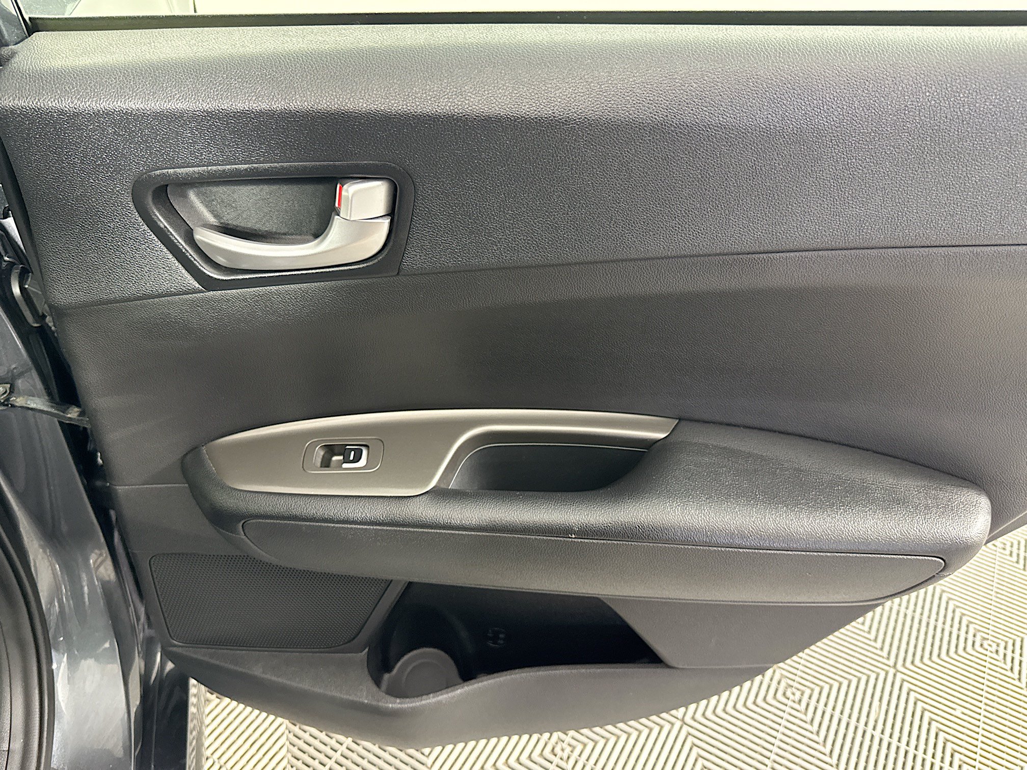Used 2020 Kia Optima SE FWD image 26