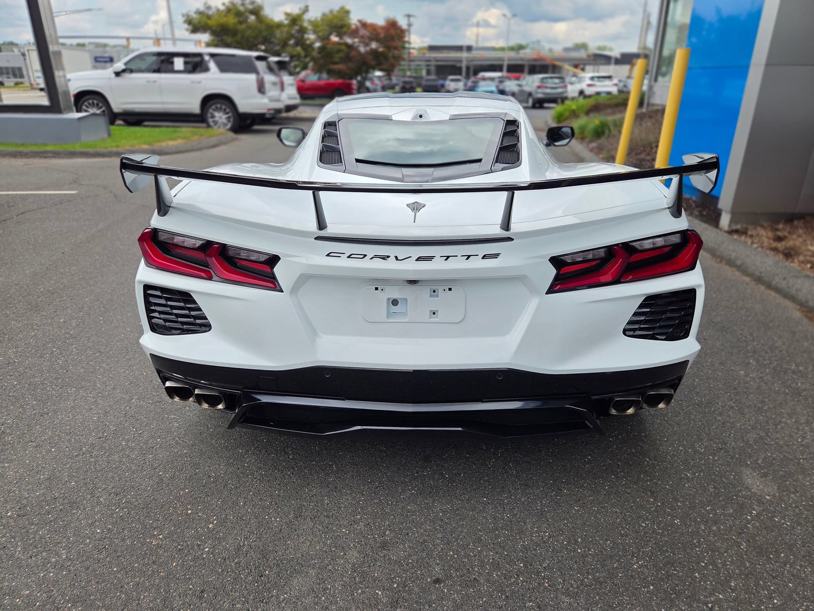 Used 2023 Chevrolet Corvette Stingray Preferred Cpe w/ Battery Protection Package RWD image 6