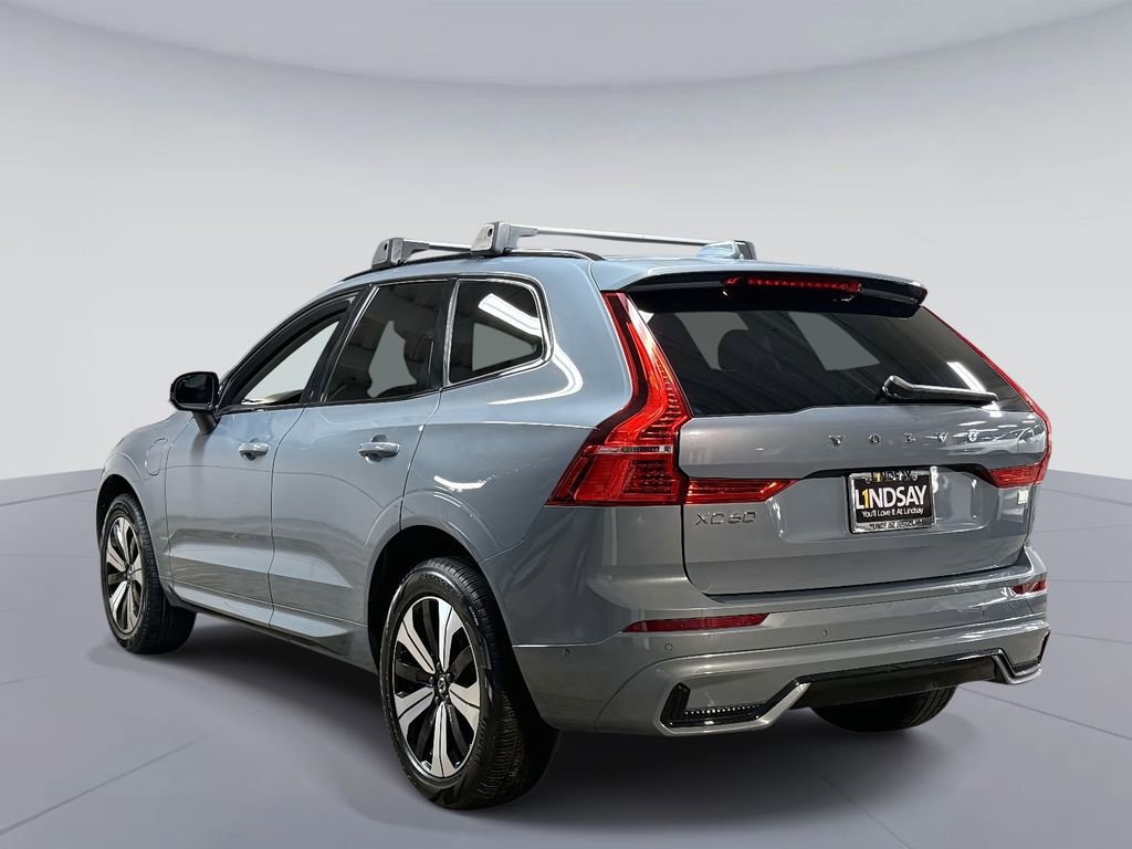 Used 2023 Volvo XC60 T8 Plus image 12
