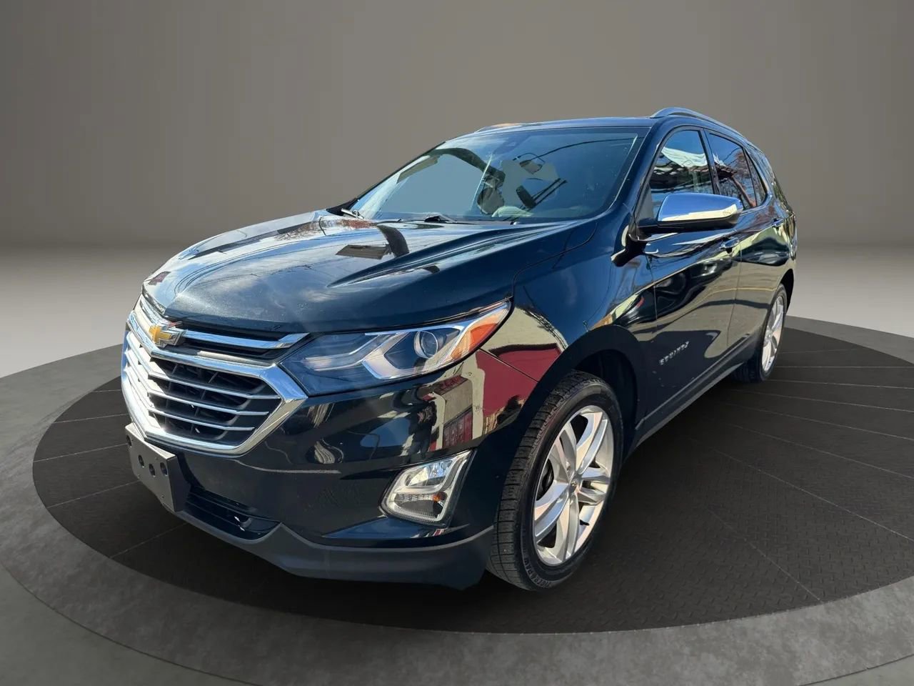 Used 2020 Chevrolet Equinox Premier image 3