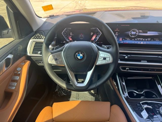Certified 2024 BMW X7 xDrive40i w/ Climate Comfort Package image 18